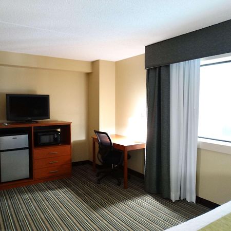 Best Western Warren Hotel Екстериор снимка