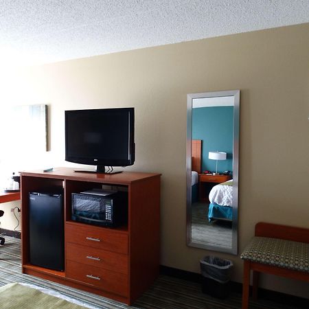 Best Western Warren Hotel Екстериор снимка