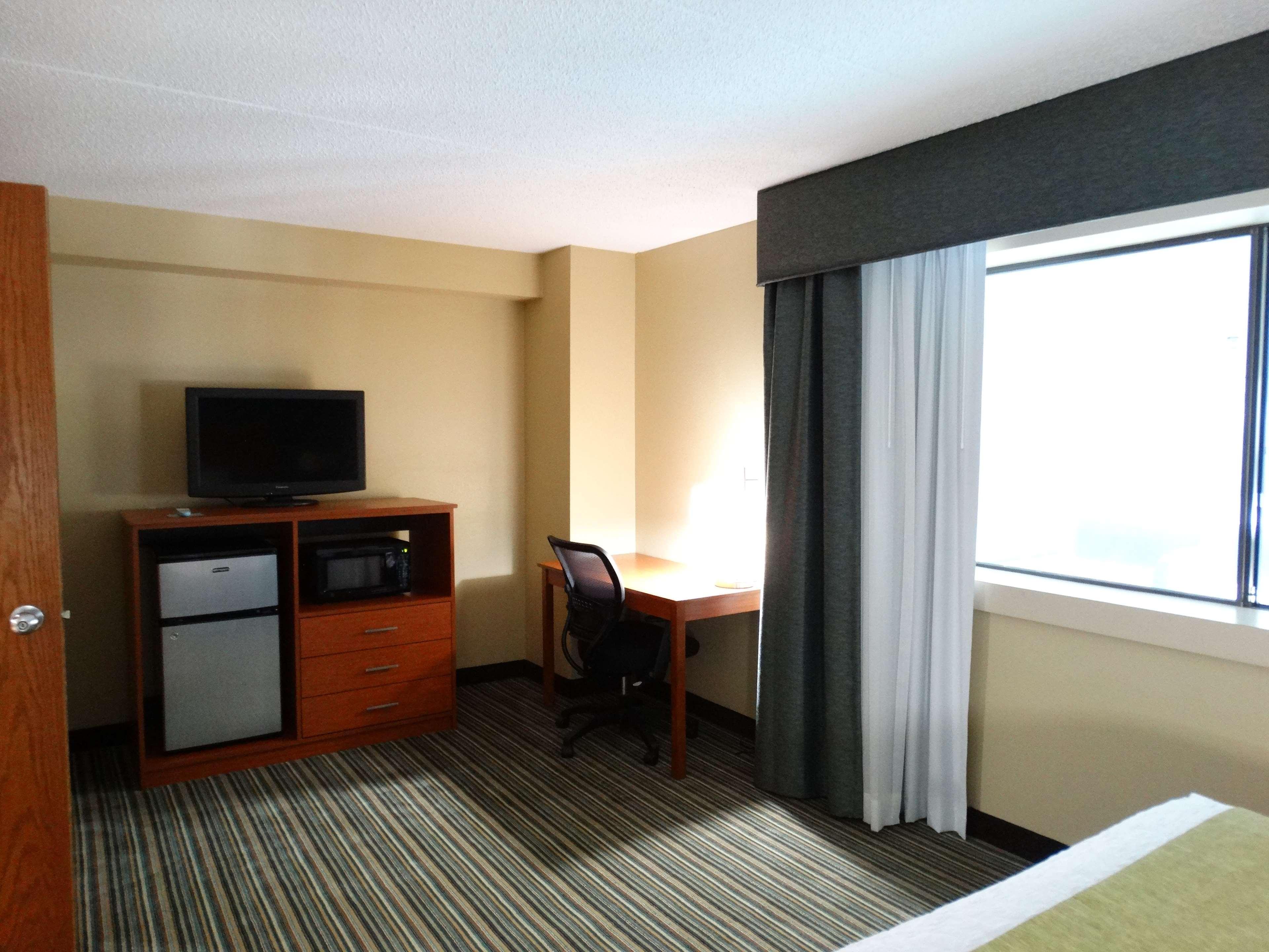 Best Western Warren Hotel Екстериор снимка