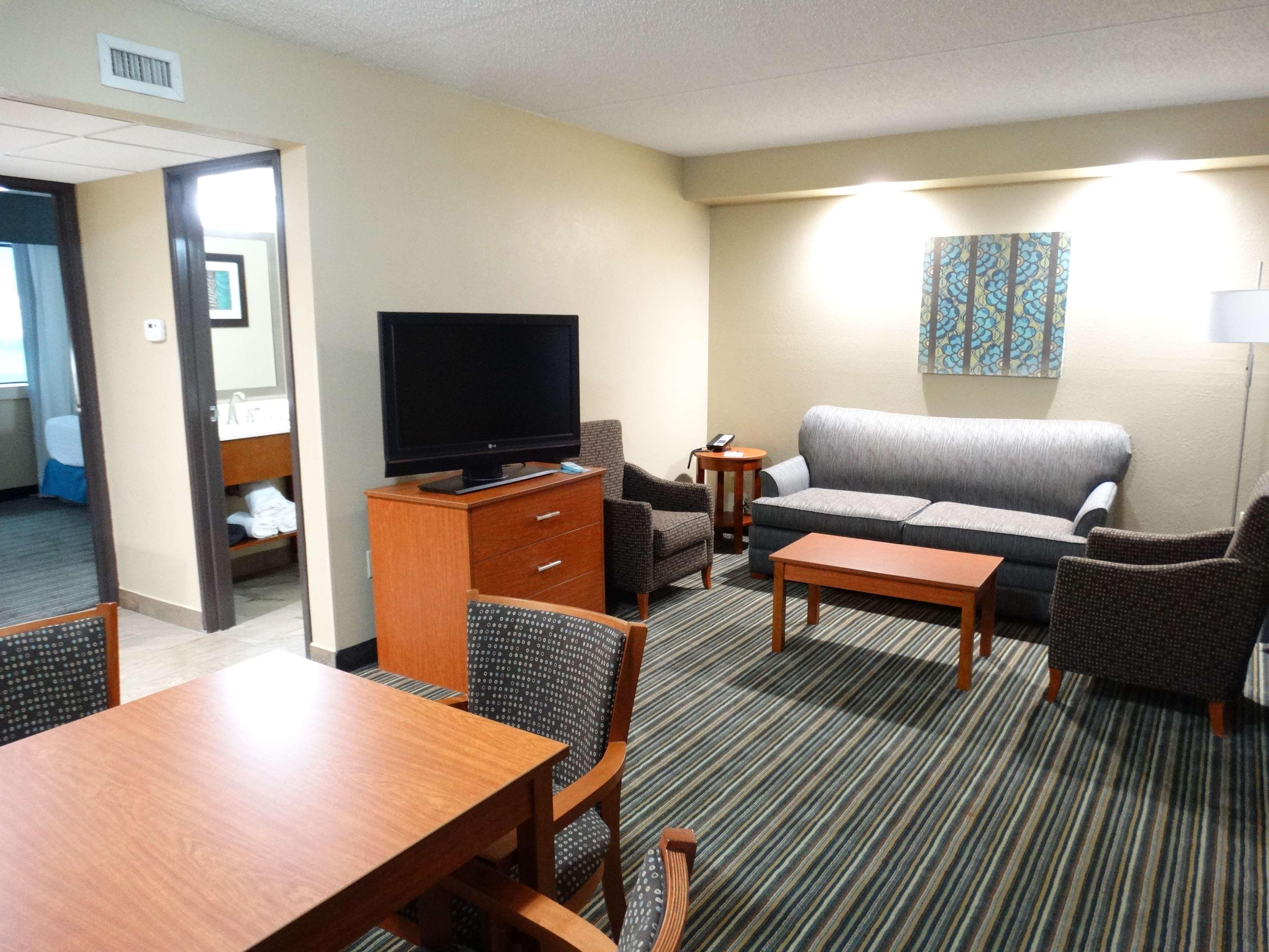 Best Western Warren Hotel Екстериор снимка