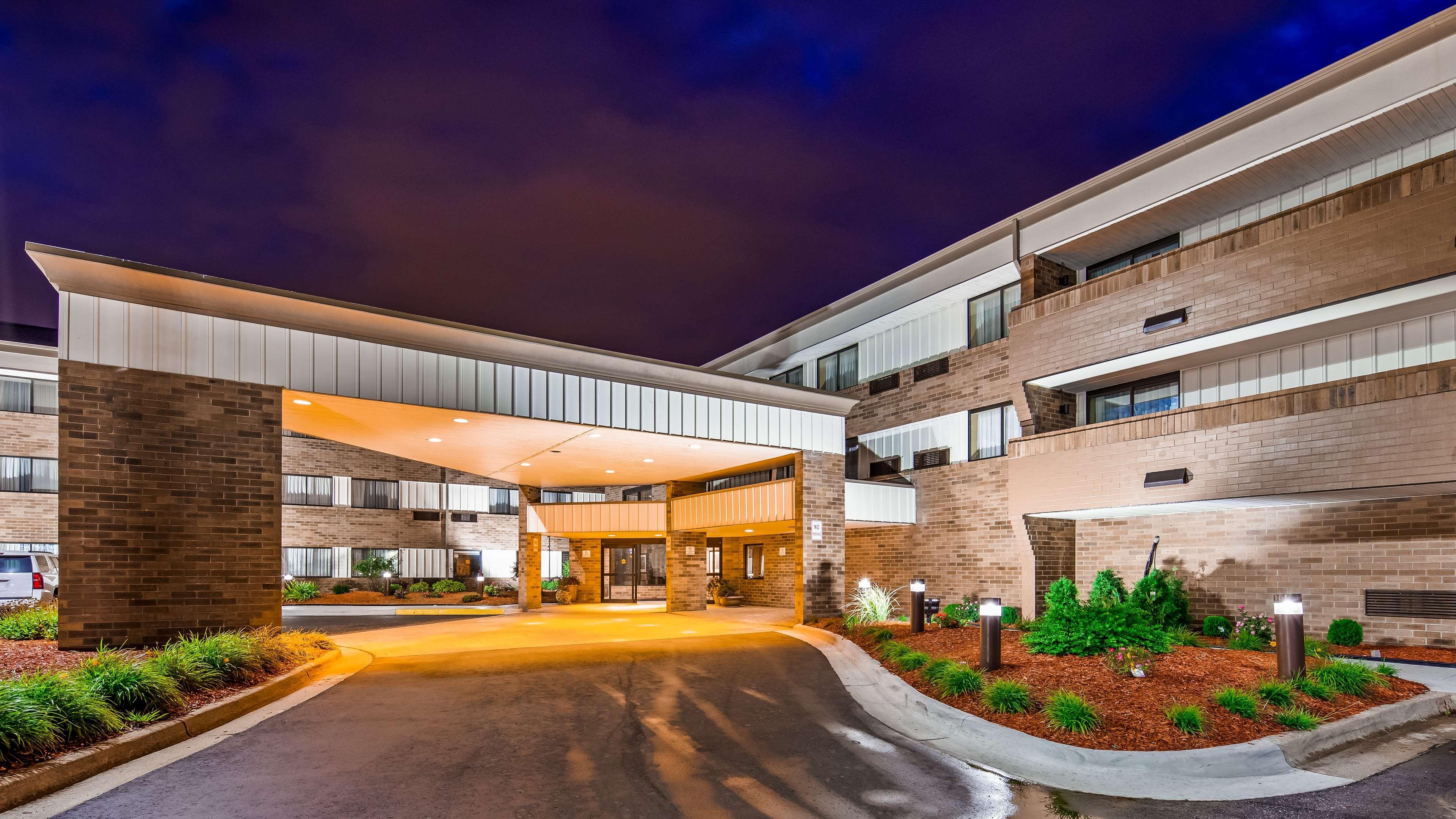 Best Western Warren Hotel Екстериор снимка