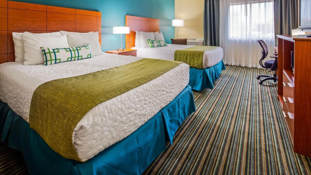 Best Western Warren Hotel Екстериор снимка